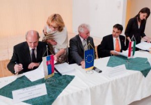 Igor Furdík (vľavo), Ján Fuzik (v strede), Csaba Latorcai (vpravo)
