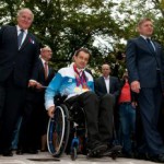 Predseda vlády SR Robert Fico, predseda Slovenského paralympijského výboru Ján Riapoš a minister školstva SR Dušan Čaplovič