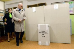 Na snímke kandidát na prezidenta SR Ján Čarnogurský