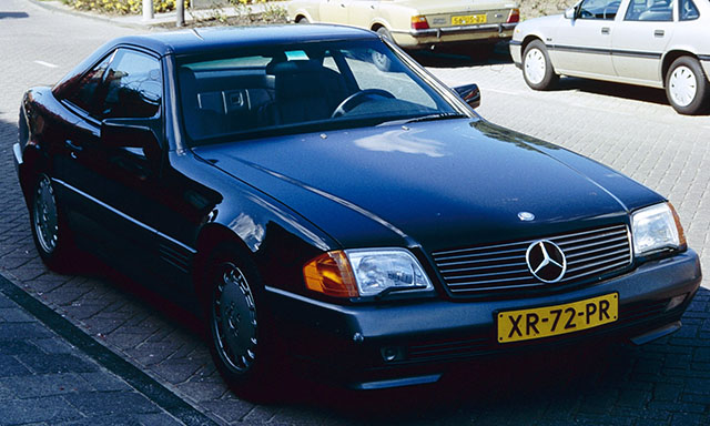 Mercedes_Benz_R129_NL