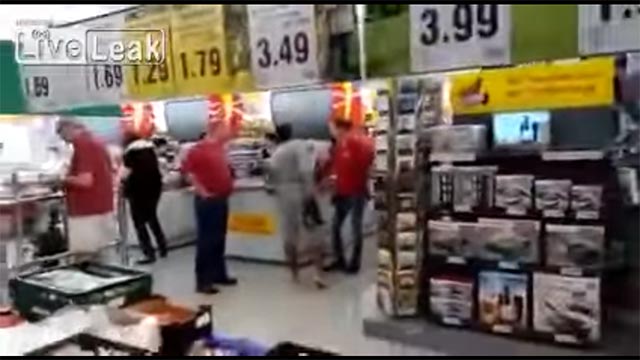 migrant_nemecko_supermarket