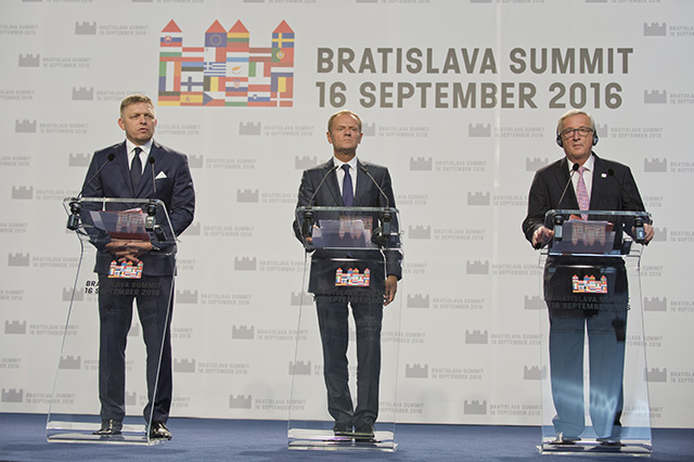 tusk, Juncker, Fico, tk