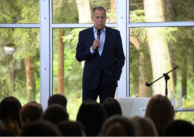 ruský minister zahraničia Lavrov