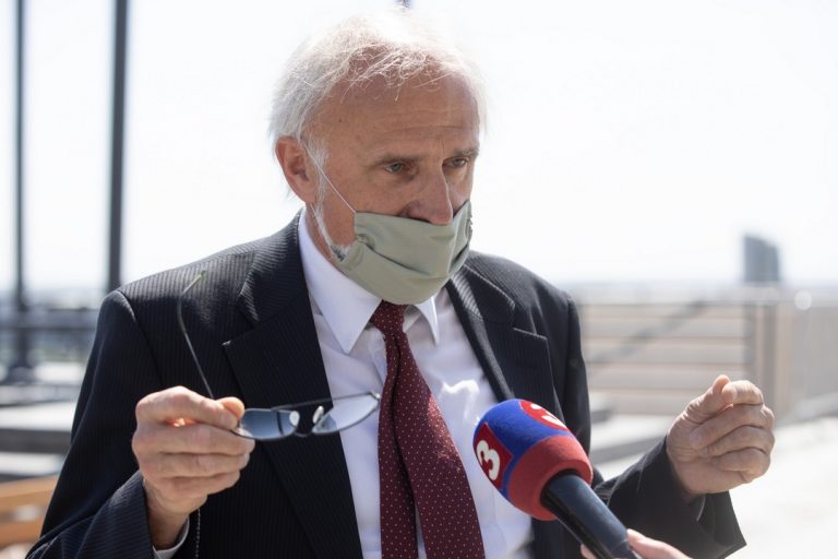 Ján Mičovský , minister, Brusel