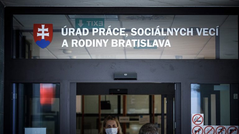 Úrad práce, sociálnych vecí a rodiny
