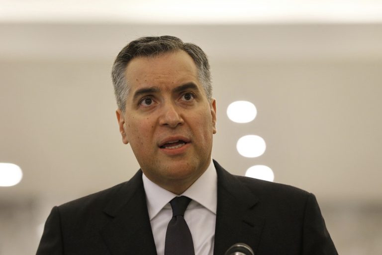 Mustafá Adíb