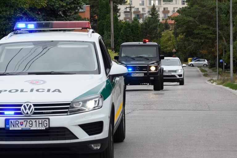 Polícia