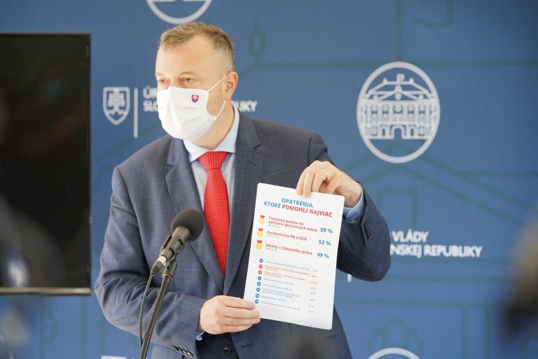 Milan Krajniak, minister, ľudia, pomoc