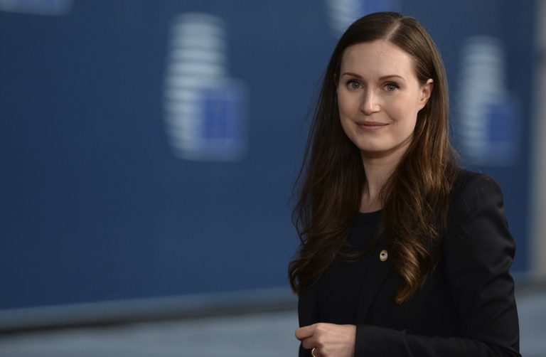 Sanna Marinová, Fínsko, premiérka, Covid-19