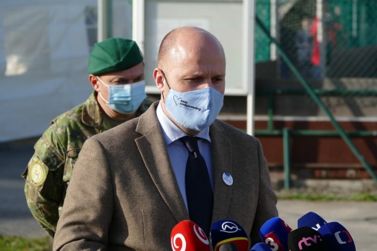 Jaroslav Naď, minister, obrana, testovanie