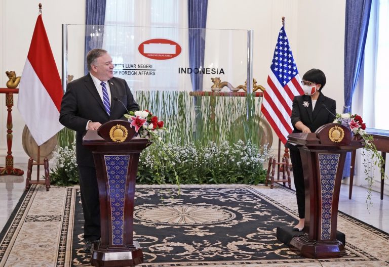 Mike Pompeo, minister, diplomacia, USA