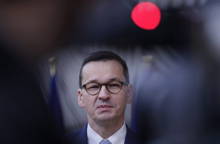 Mateusz Morawiecki, Poľsko, premiér