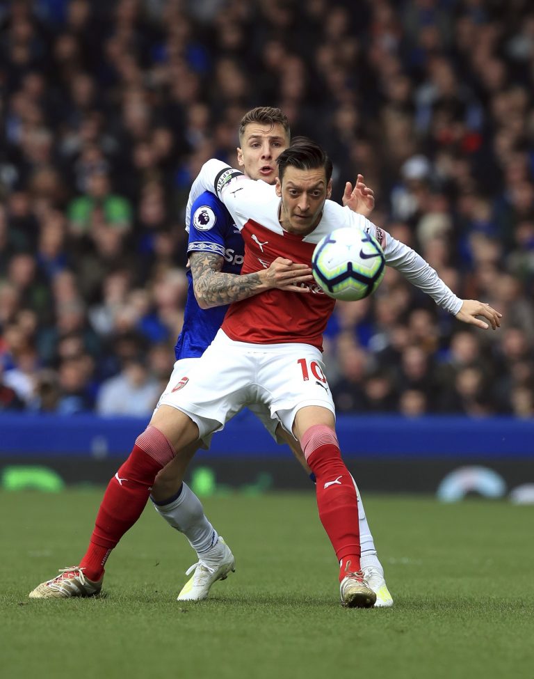Mesut Özil
