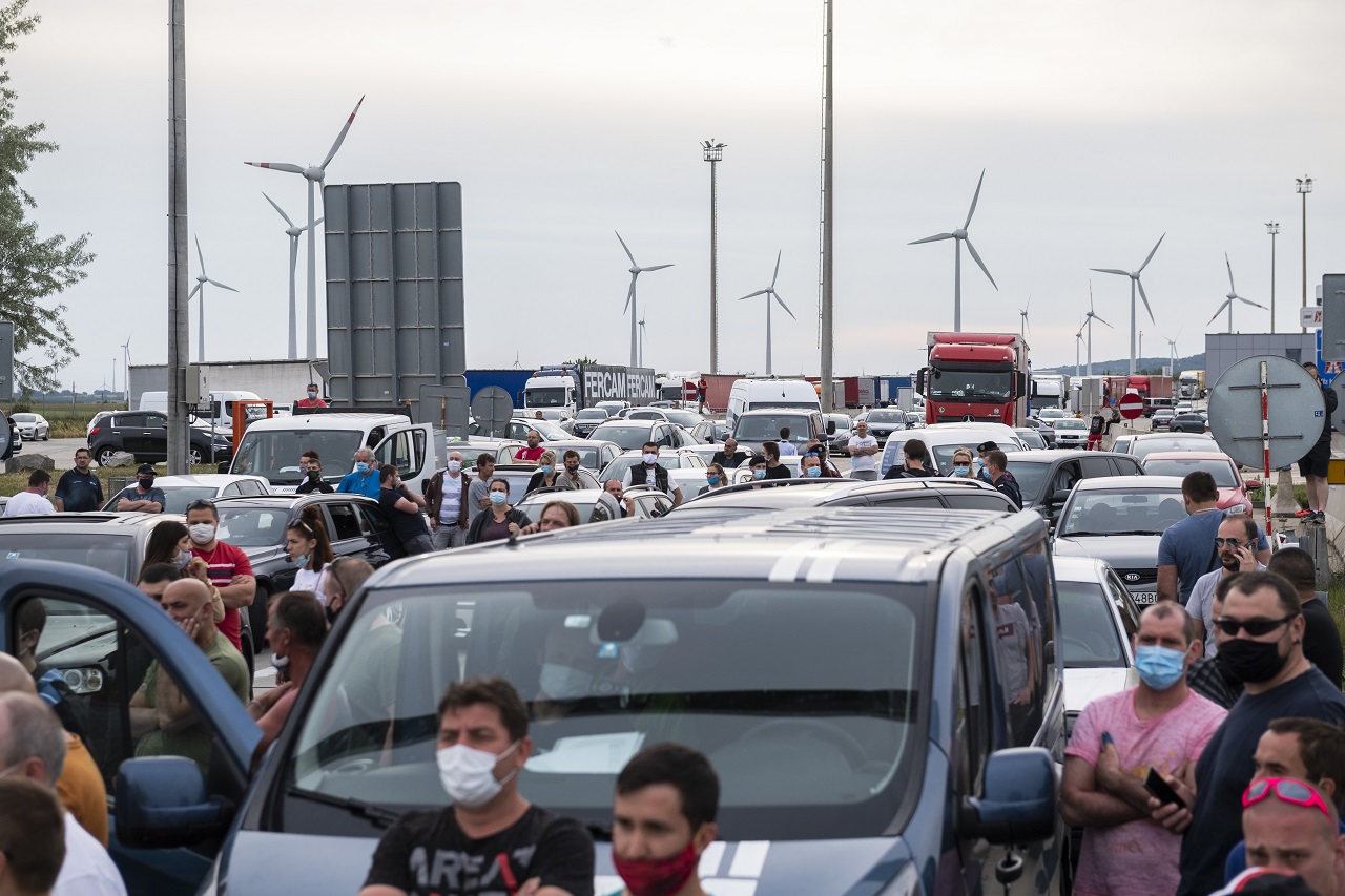 repatrianti, E-karanténa, protest