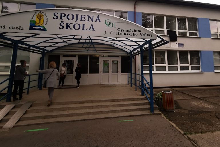 škola vrútky útok
