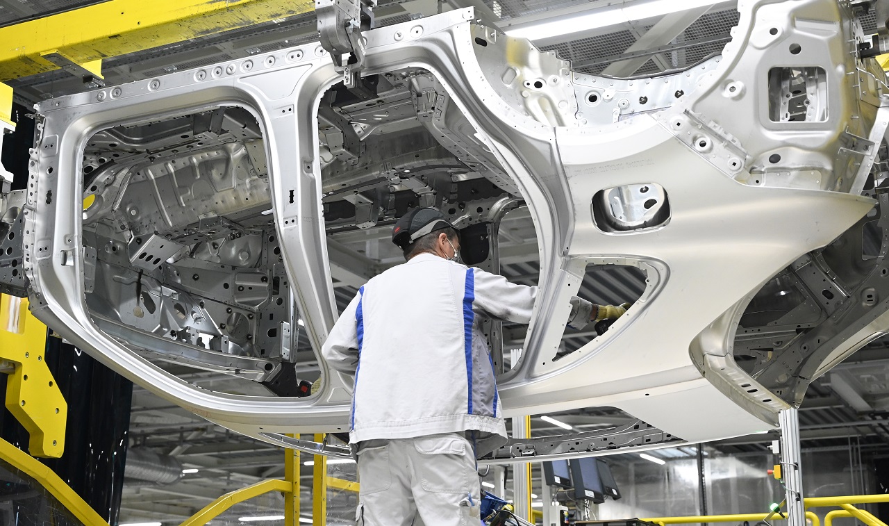 Volkswagen Slovakia automobilový priemysel automobilka autá zamesntanec