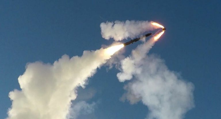 Odpálenie rakety v Arktíde