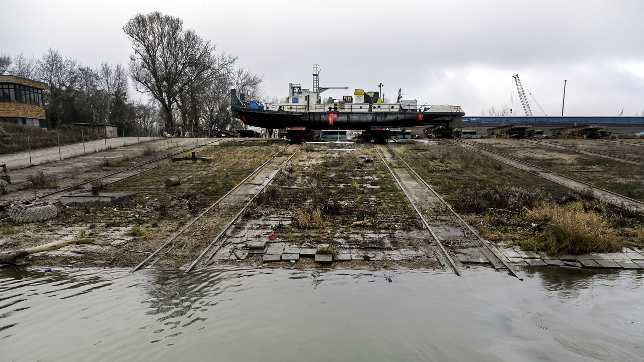 potopený remorkér Bratislava