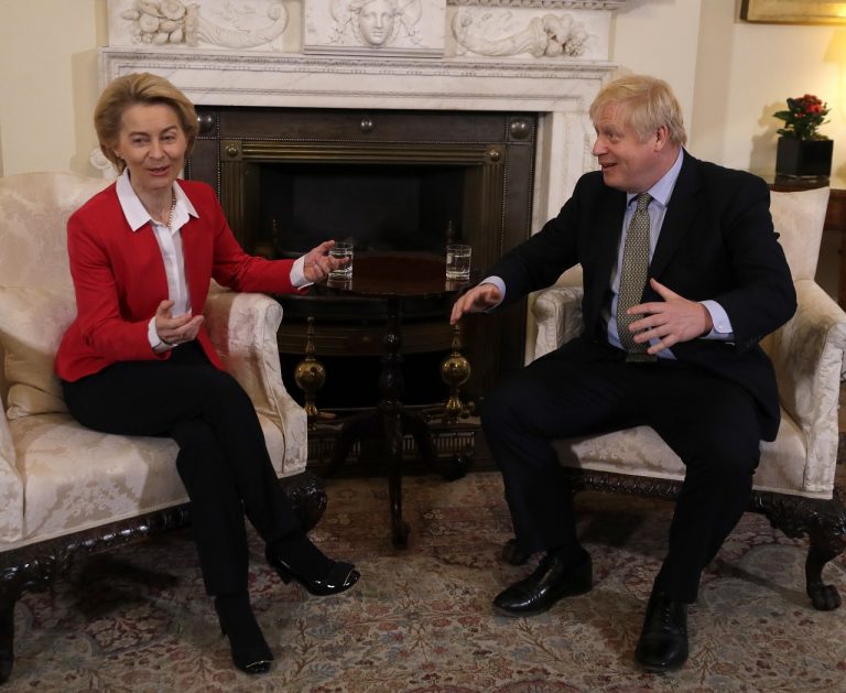 Boris Johnson, Ursula von der Leyenová