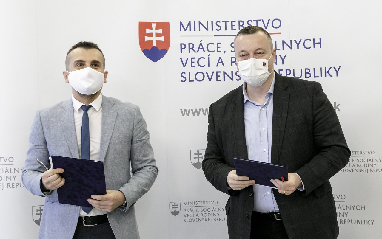 Milan Krajniak, Ladislav Vasko