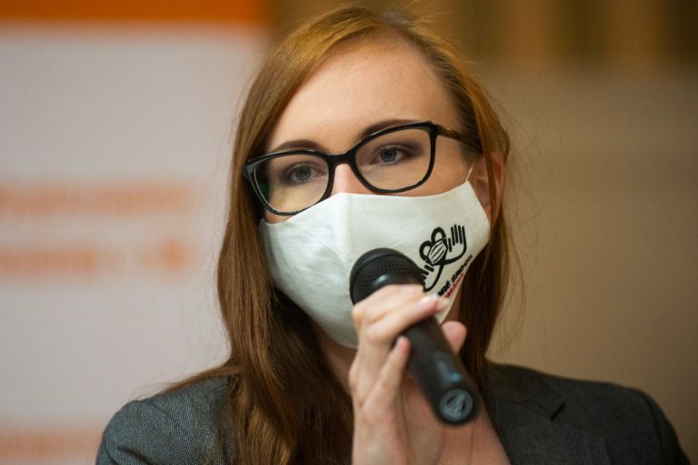 Lucia Kovarovič Makayová