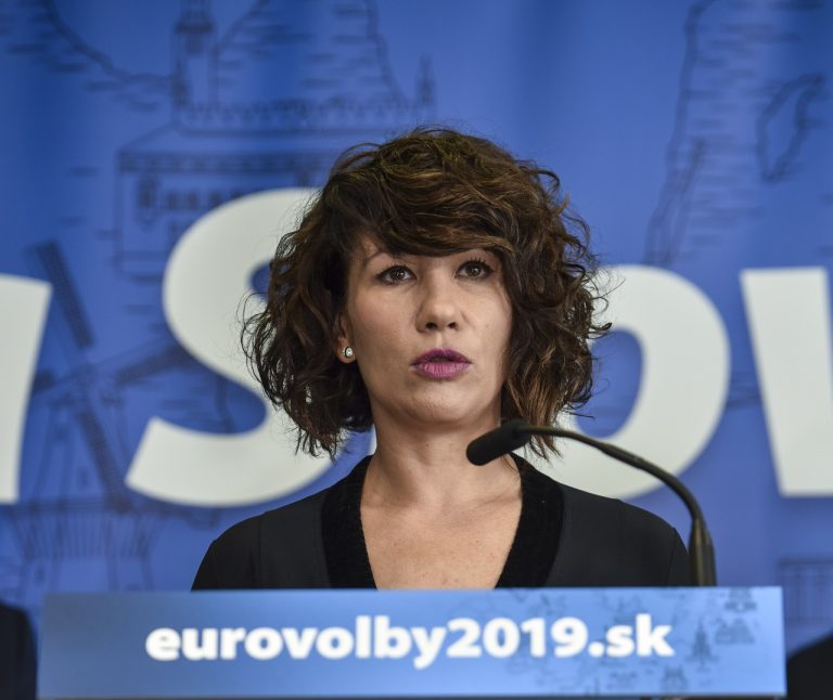 Lucia Ďuriš Nicholsonová