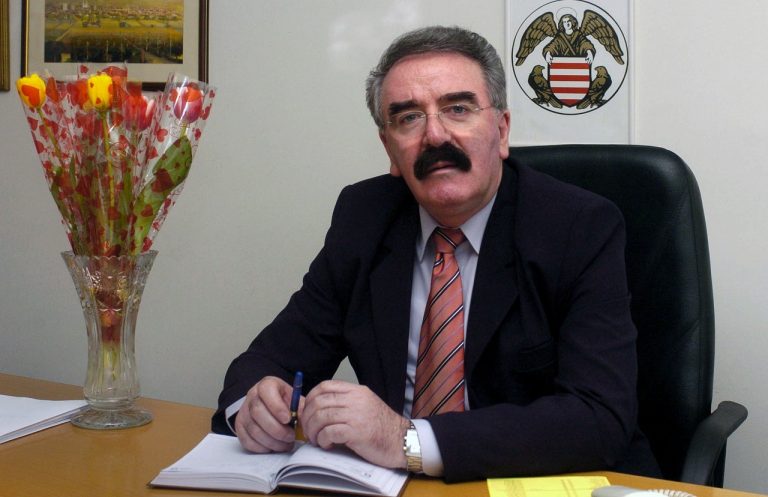 kultúra hudba populárna spevák speváci erby mesta erb
