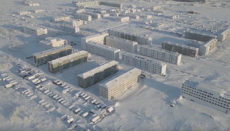 mesta za polarnym kruhom