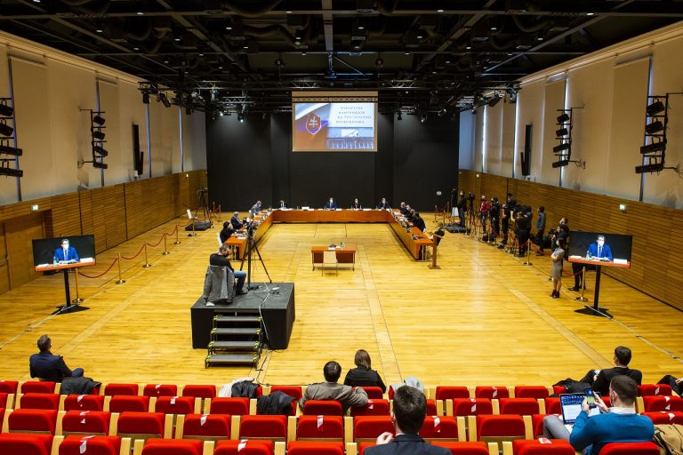 SR NRSR ÚŠP šéf kandidáti vypočúvanie výbor