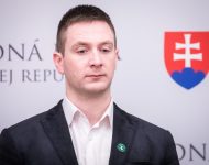 Milan Uhrík