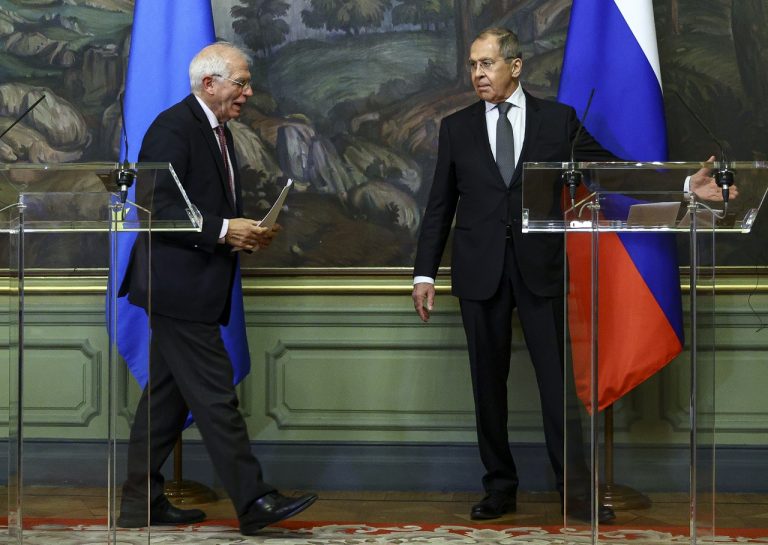 Lavrov a Borrell