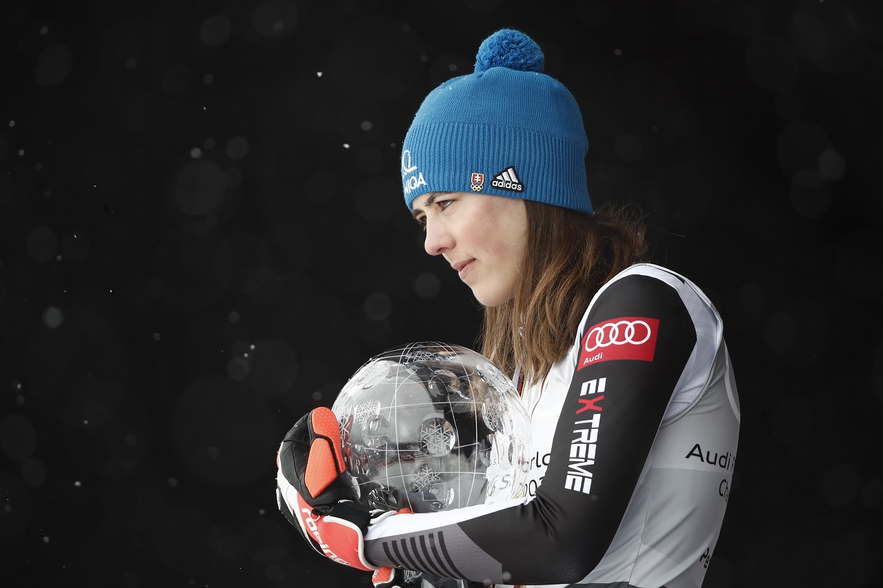 slovenská lyžiarka Petra Vlhová ve¾ký kritá¾ový glóbus víazstvo oslava