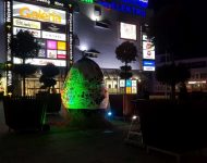 gigantická kraslica na Terase