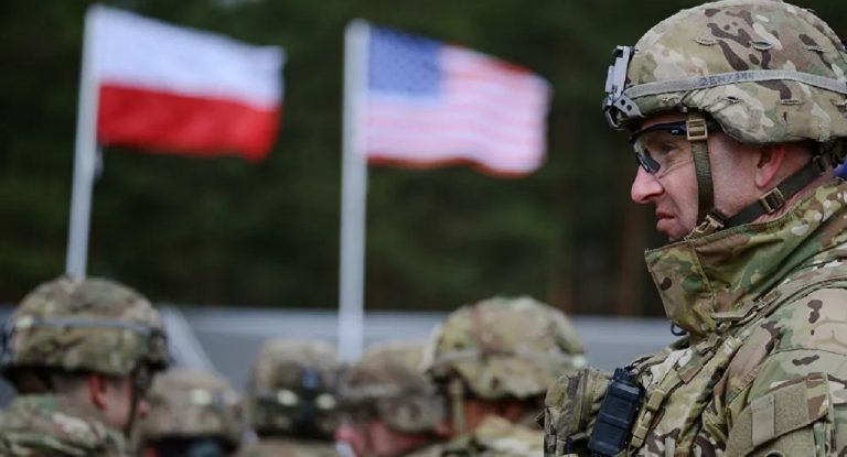 Americký plukovník varoval Bidena pred vojnou s Ruskom