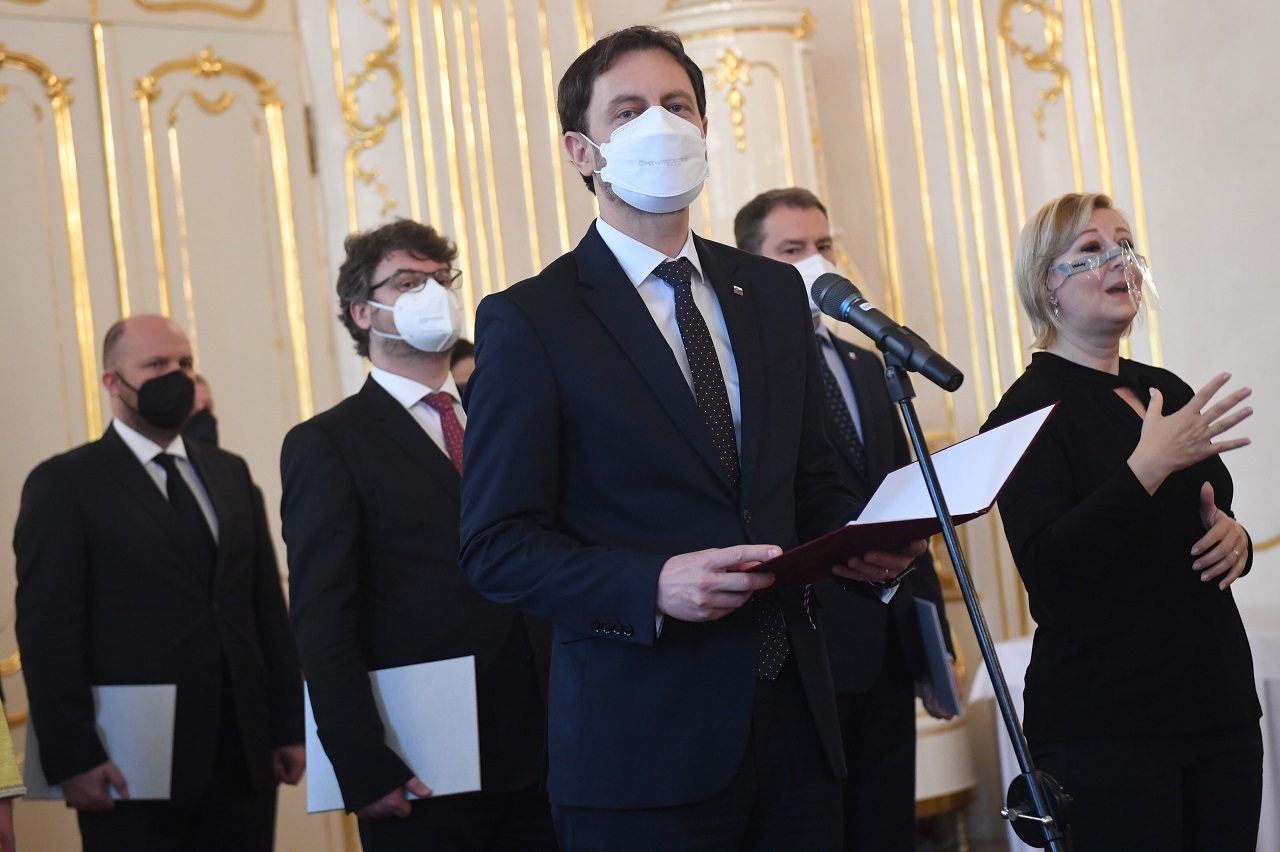 Prezidentka Zuzana Čaputová vymenovala novú vládu Eduarda Hegera v Prezidentskom paláci