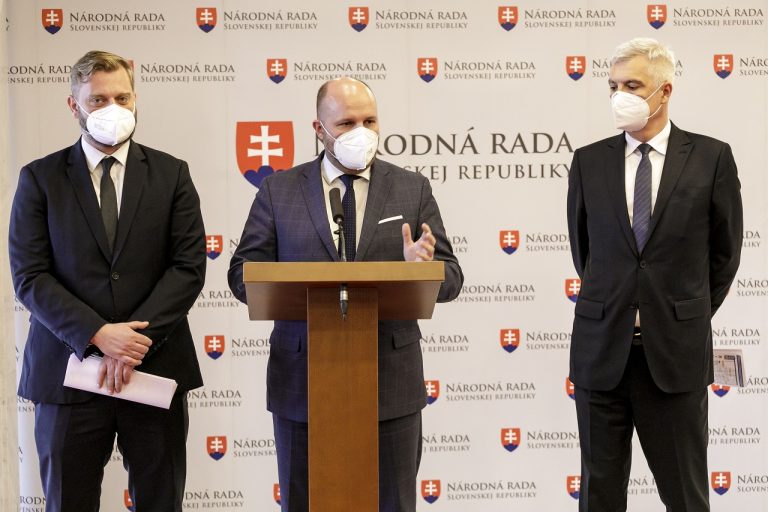 Korčok a J. Naď