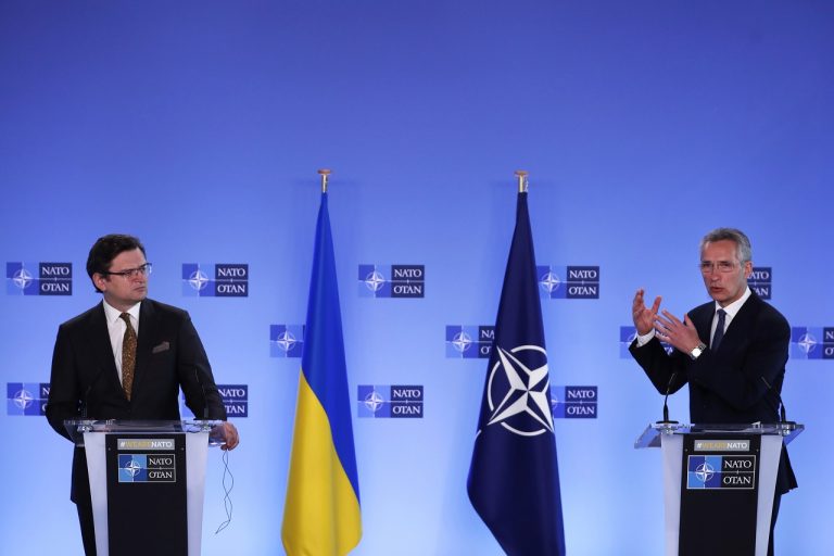 URL: http://klient.tasr.sk/klient/asx/search/view/ViewerFoto.asx?Document=../../FondyF/21/04/Belgium_NATO_Ukraine429848773797.1@Foto&QueryText=