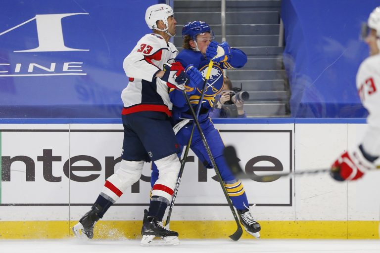 Jack Eichel , Zdeno Chára
