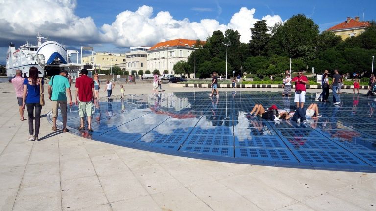 turisti v Chorvátsku