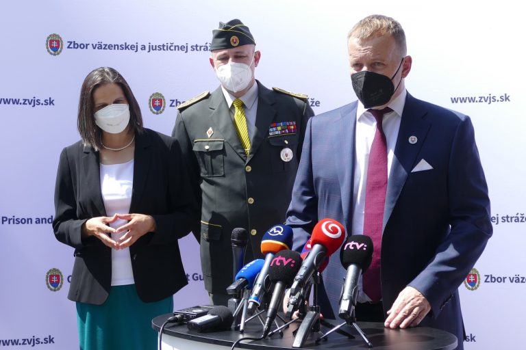 Mária Kolíková Boris Kollár brífing Róbert Mudronček ZVJS