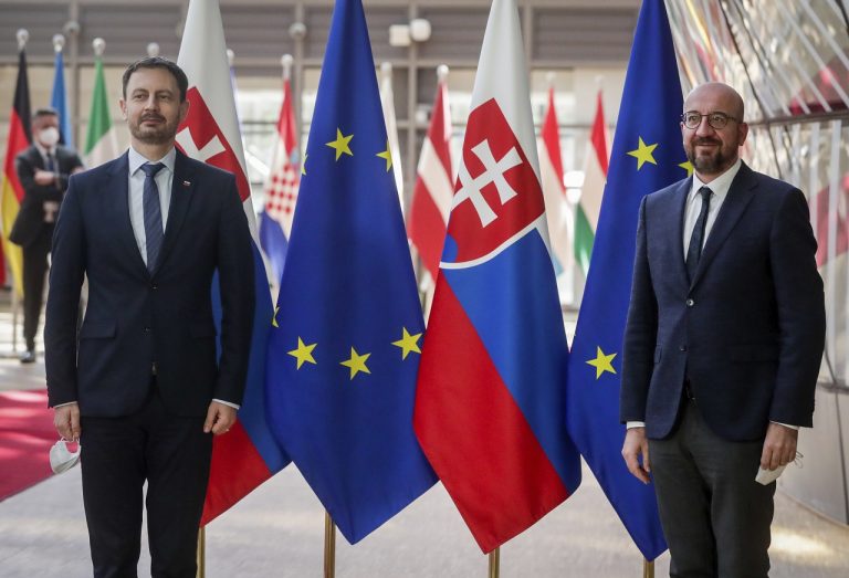 slovenský premiér Eduard Heger a Charles Michel