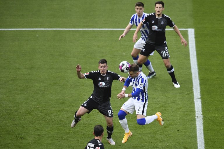 Peter Pekarík Hertha Berlín - SC Freiburg