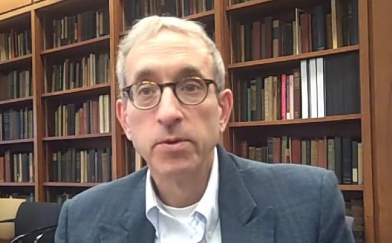 Robert Y. Shapiro