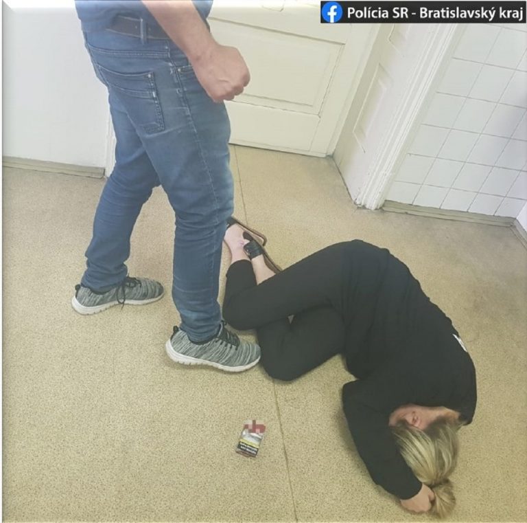 muž napadol matku