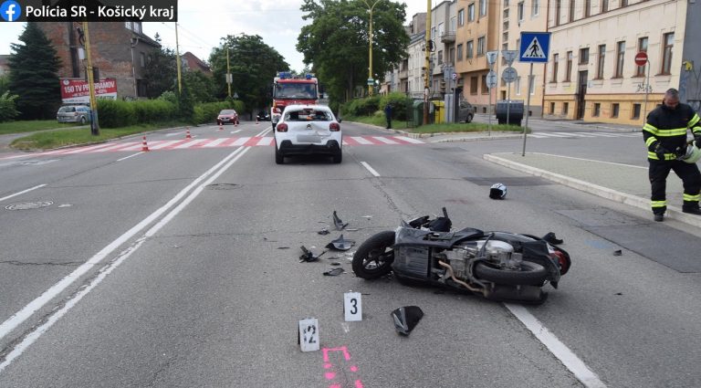 nehoda motorkára