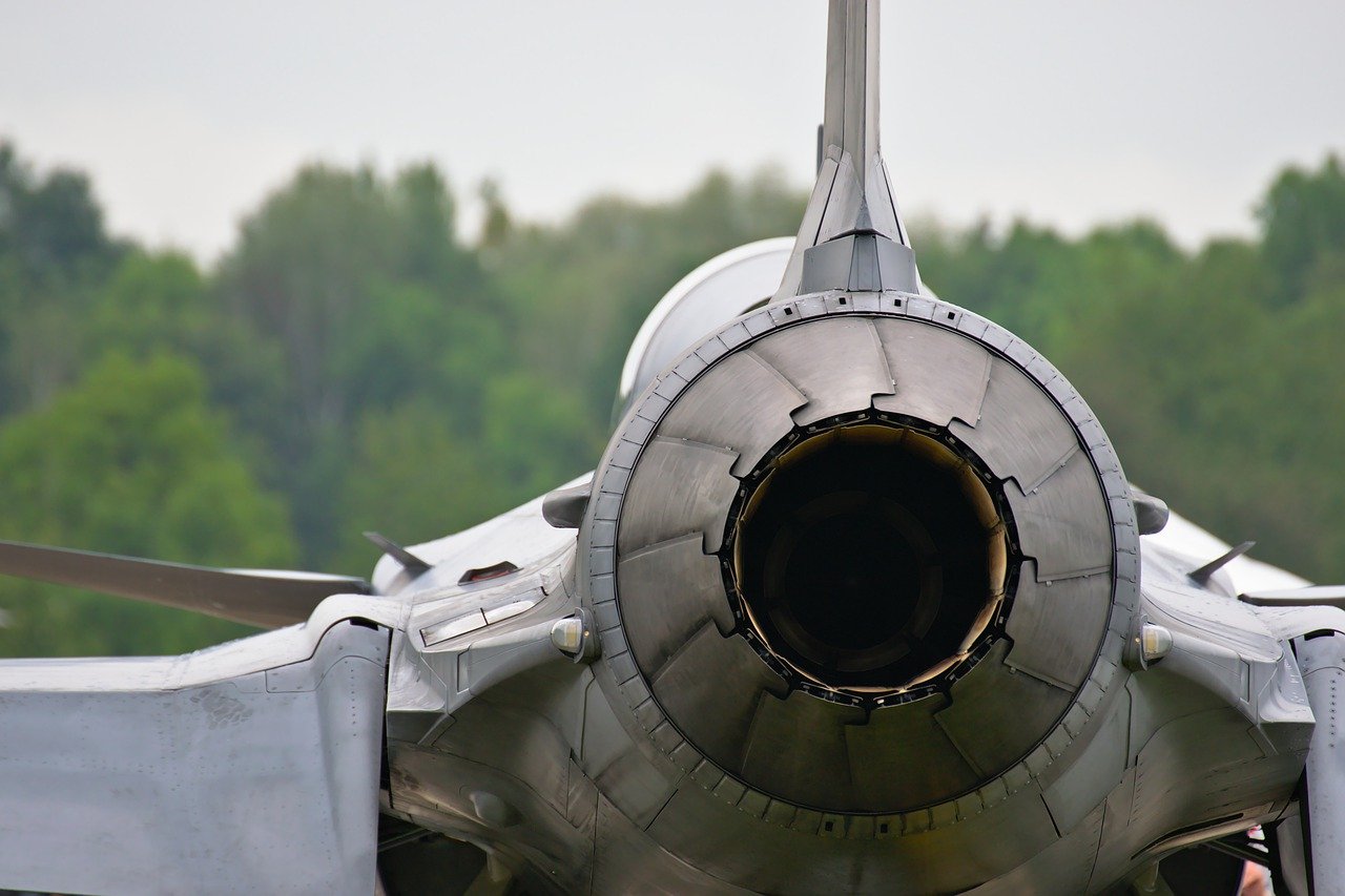 F-16