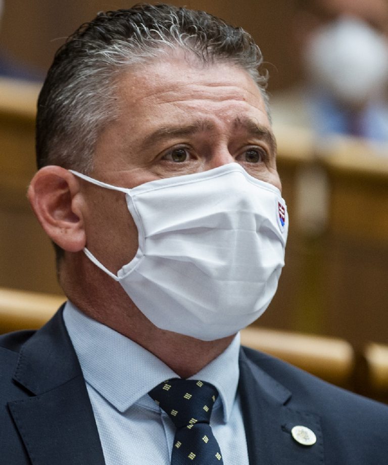 Mimoriadna schôdza parlamentu