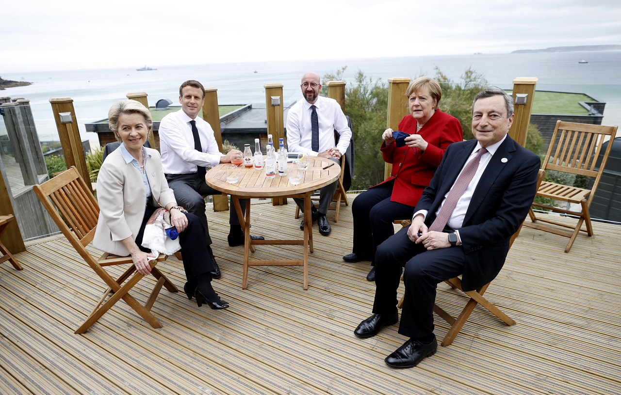 G7
