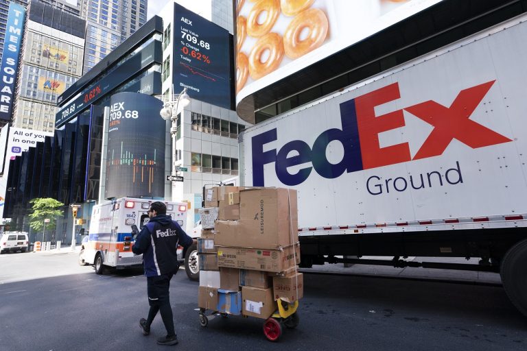 Kuriér FedEx-u