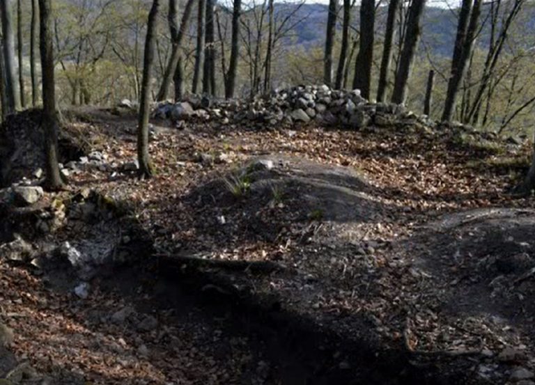 hrad Peťuša